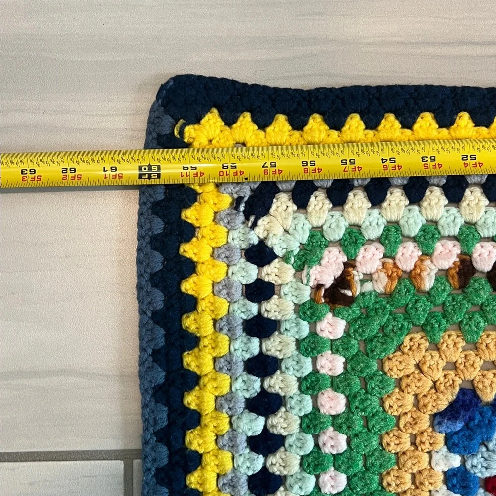 Vintage Handmade Multi-Color Granny Square Crochet Throw Blanket 5’x5’ - Picture 5 of 6